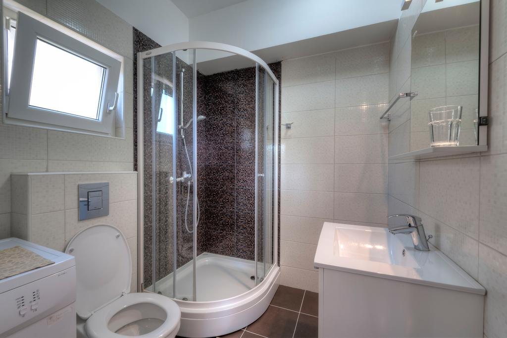 Apartments Delfin Τίβατ Εξωτερικό φωτογραφία