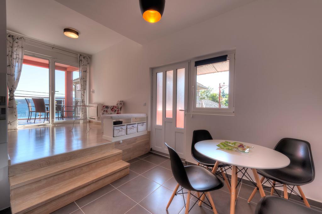 Apartments Delfin Τίβατ Εξωτερικό φωτογραφία